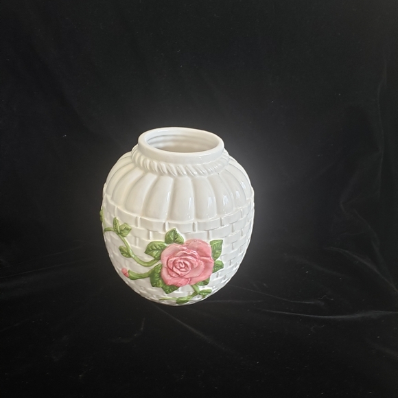 Vintage Pottery White Flower Weaved  Round Vase# - Picture 8 of 8